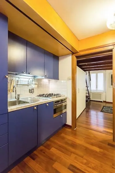 Apartment Appartamento Cairoli Milan Italy